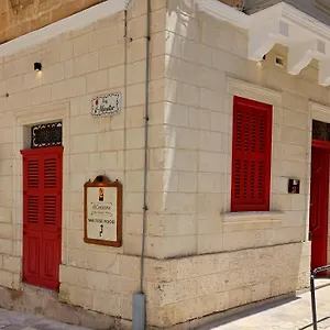 Number 12 Appartamento Birgu